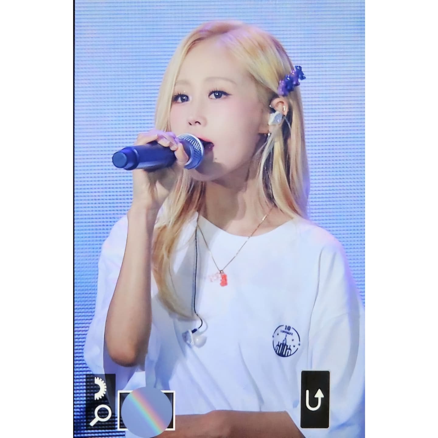 Recent activity shot of Lee Sujeong (Lovelyz)