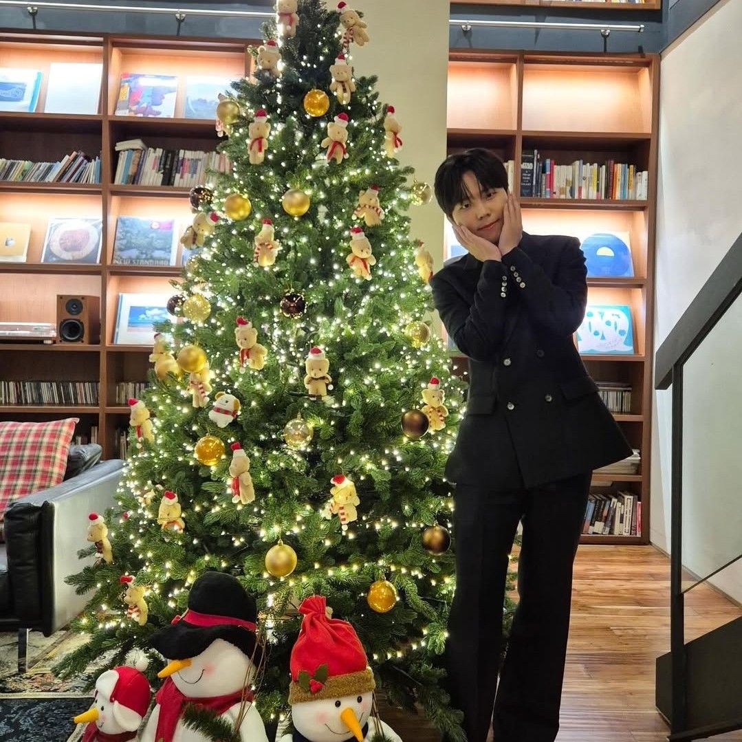 Recent activity shot of Jung Seunghwan