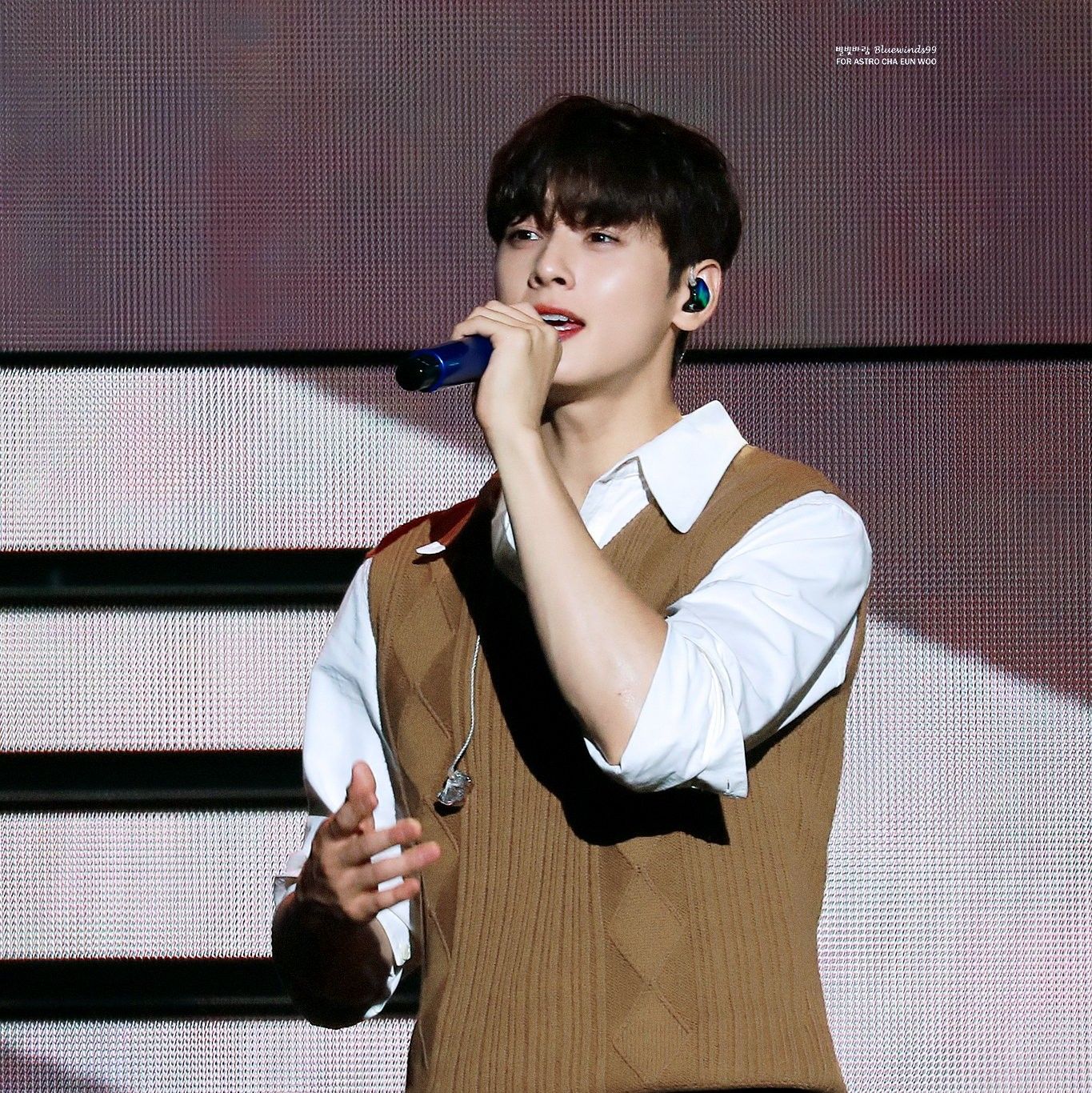 Latest photo of Eunwoo (ASTRO)