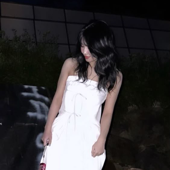 Momo (TWICE)的幕後花絮