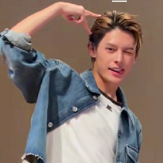 Recent activity shot of James (CORTIS)