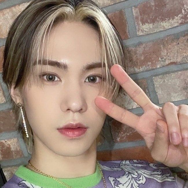 A moment captured by Rocky's fan