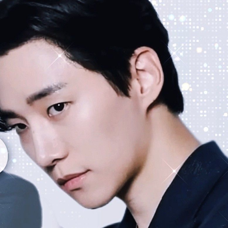 Latest photo of Junho (2PM)