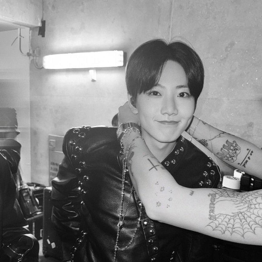 Behind-the-scenes cut of Junkyu (TREASURE)