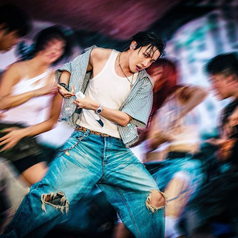 Behind-the-scenes cut of j-hope (BTS)