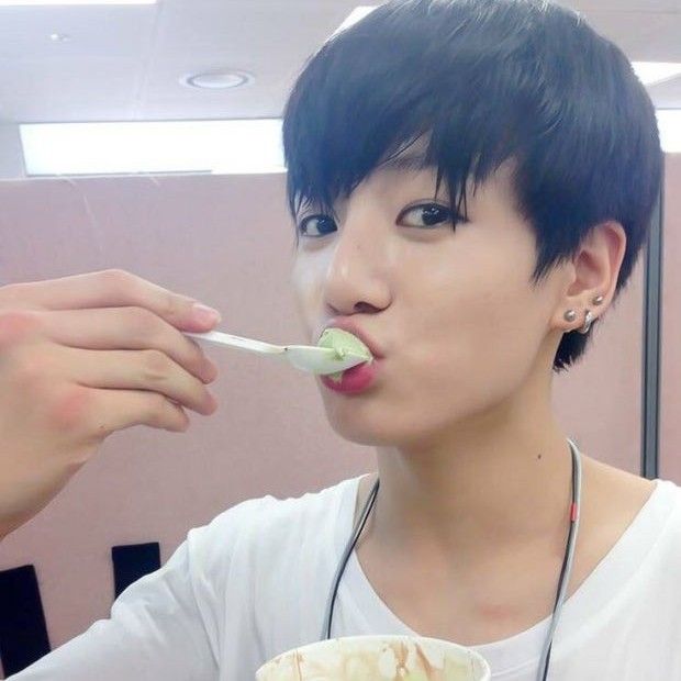 Latest photo of Jungkook (BTS)