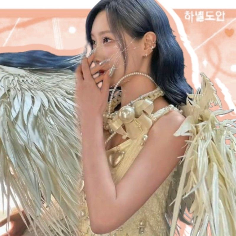 Latest photo of Handong (DREAMCATCHER)
