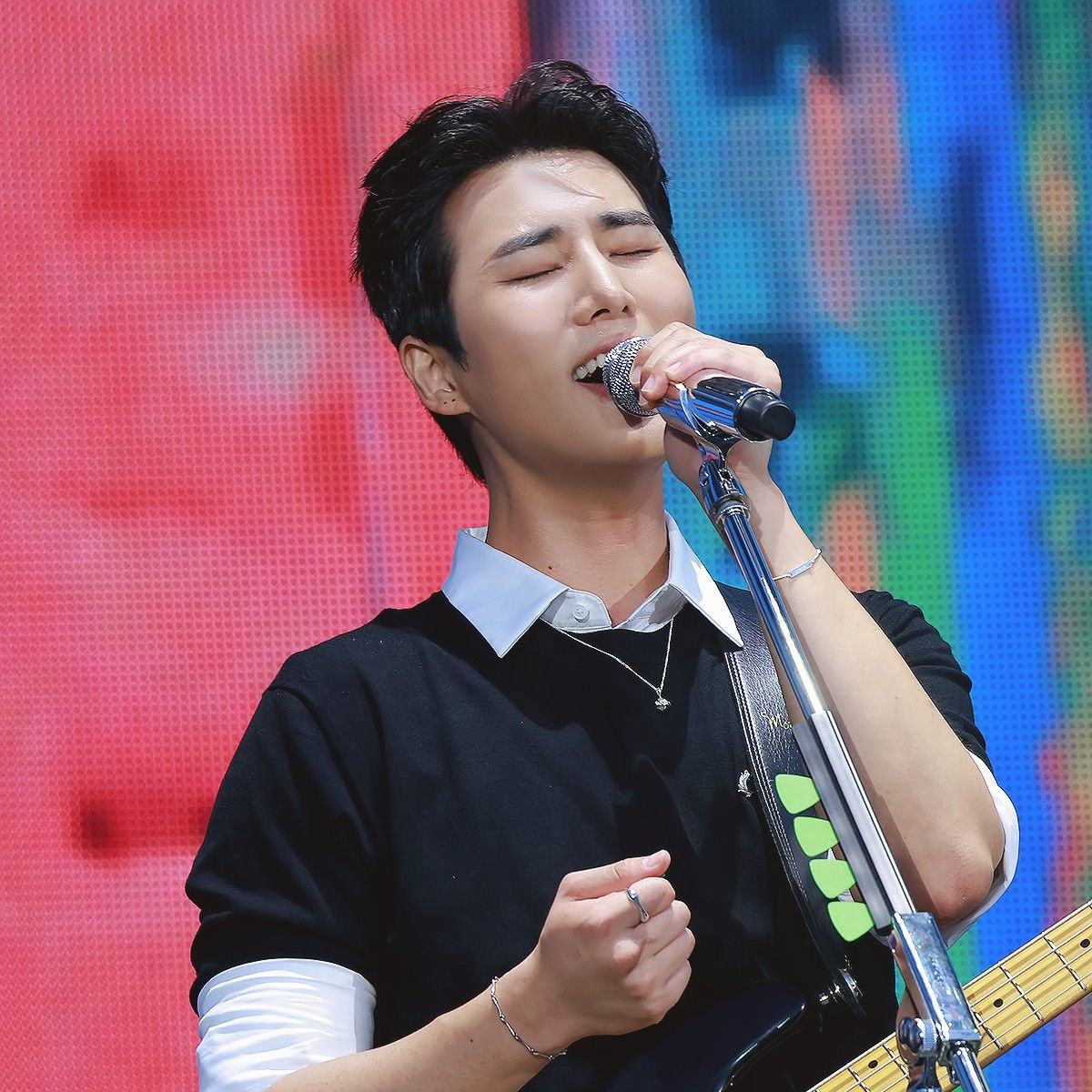 A moment captured by Young K (DAY6)'s fan