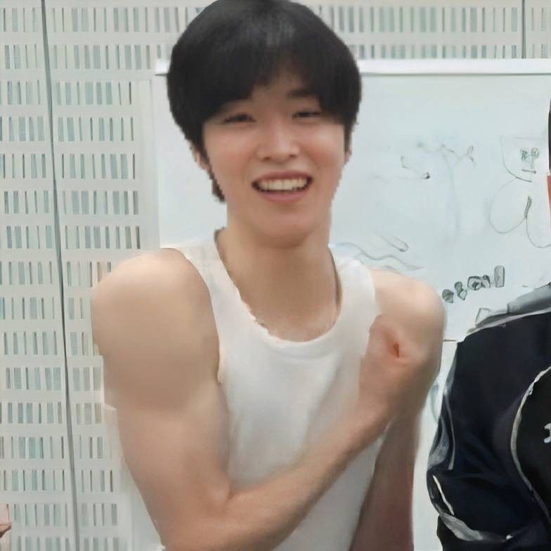 Behind-the-scenes cut of Sungchan (RIIZE)