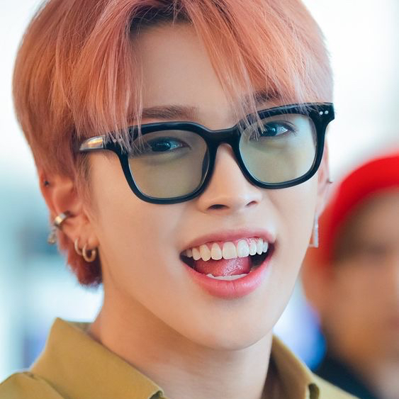 홍중 (에이티즈) 최근 활동샷