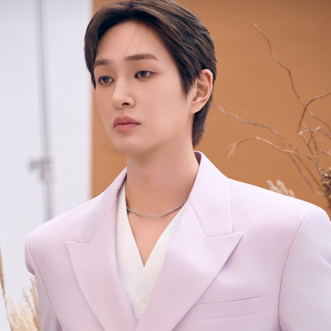 A moment captured by SHINee's fan