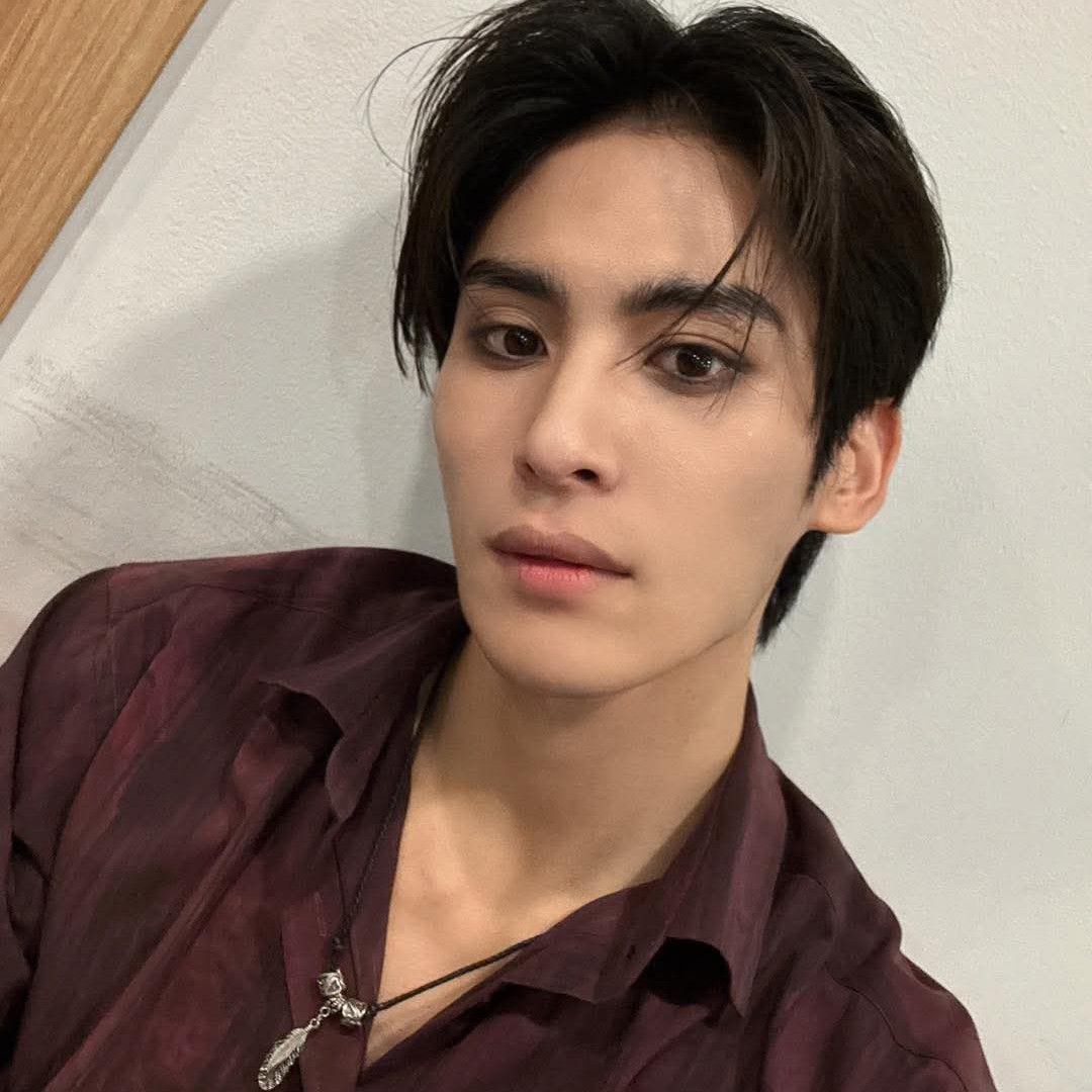 Foto aktivitas terbaru Taeyang (SF9)