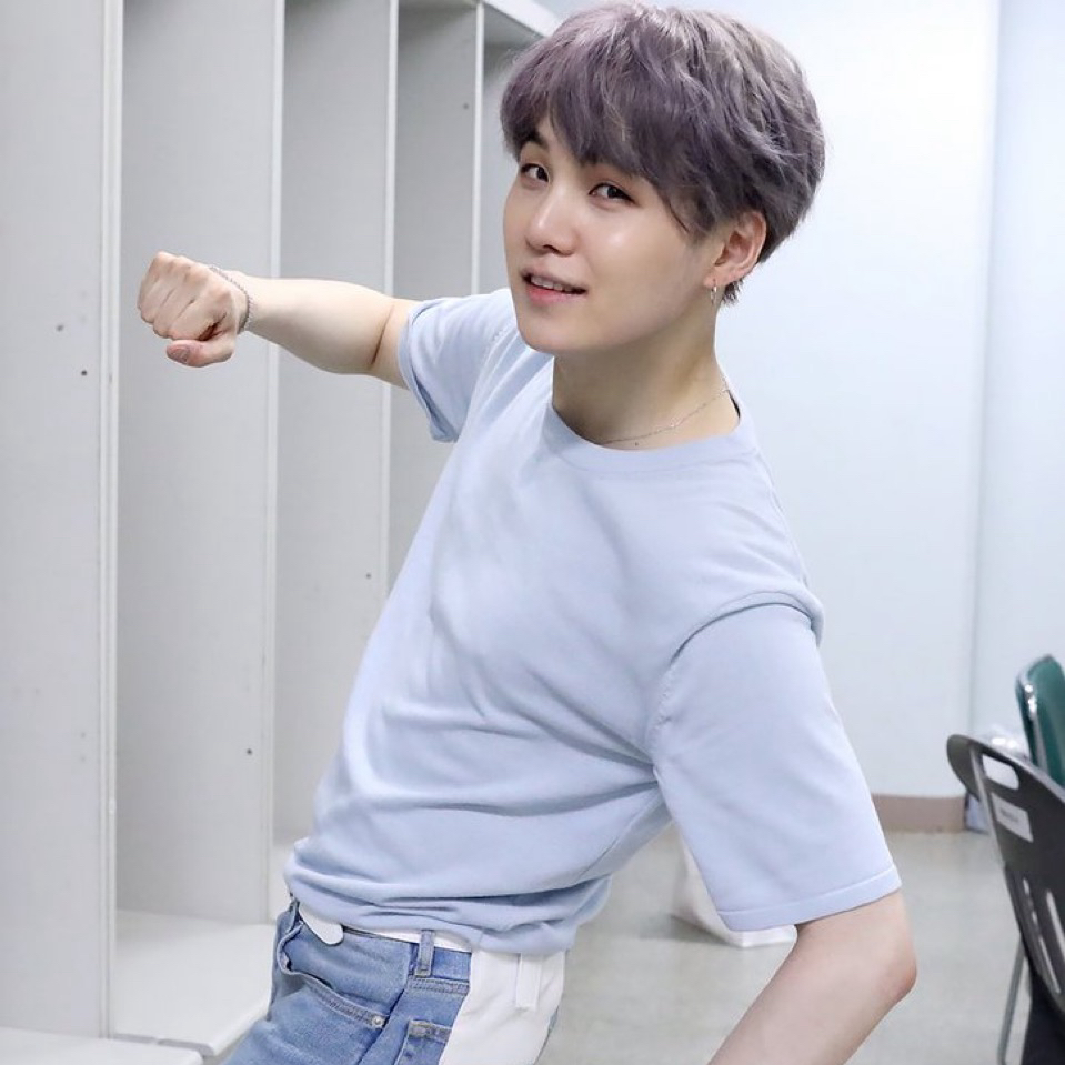 SUGA (防弹少年团)粉丝拍下的瞬间