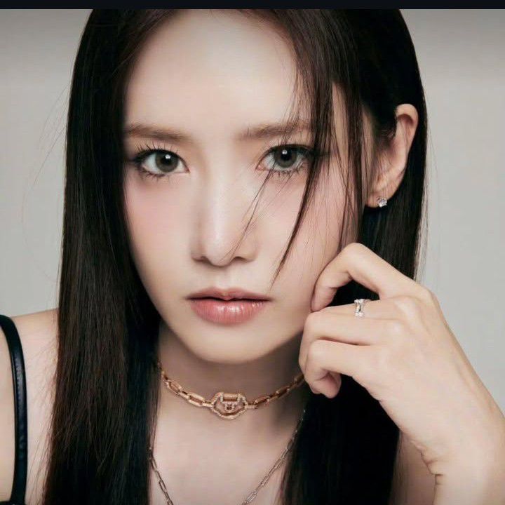 Latest photo of Yoona (Girls' Generation)