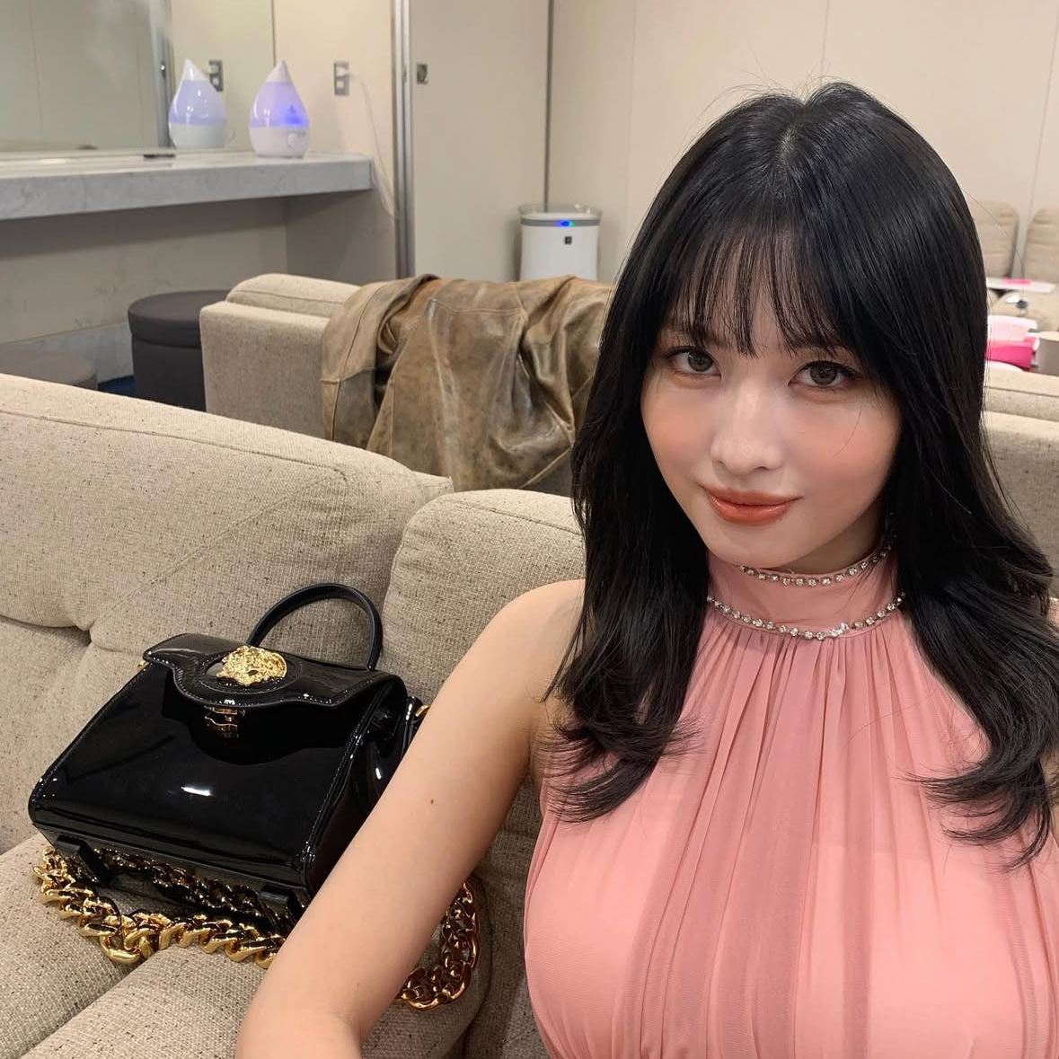 Latest photo of Momo (TWICE)