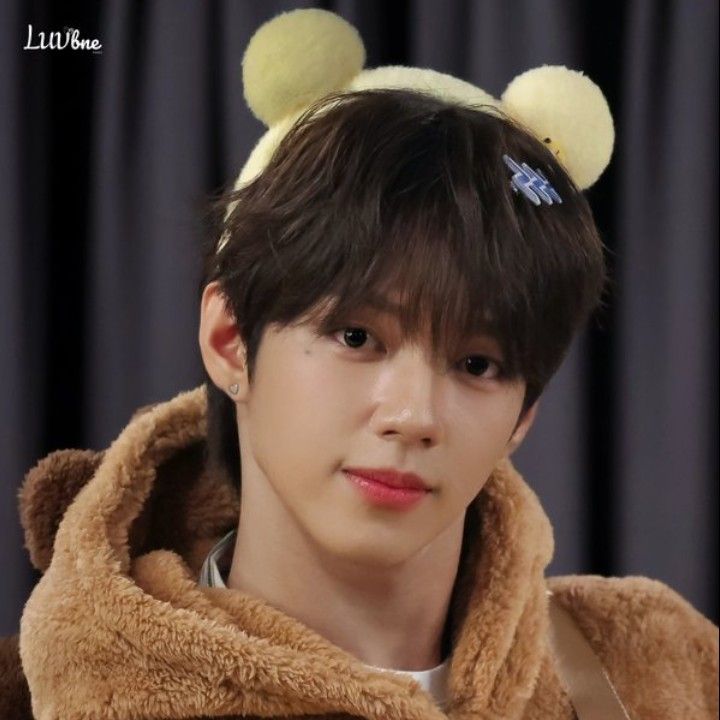 Recent activity shot of JL (AHOF)