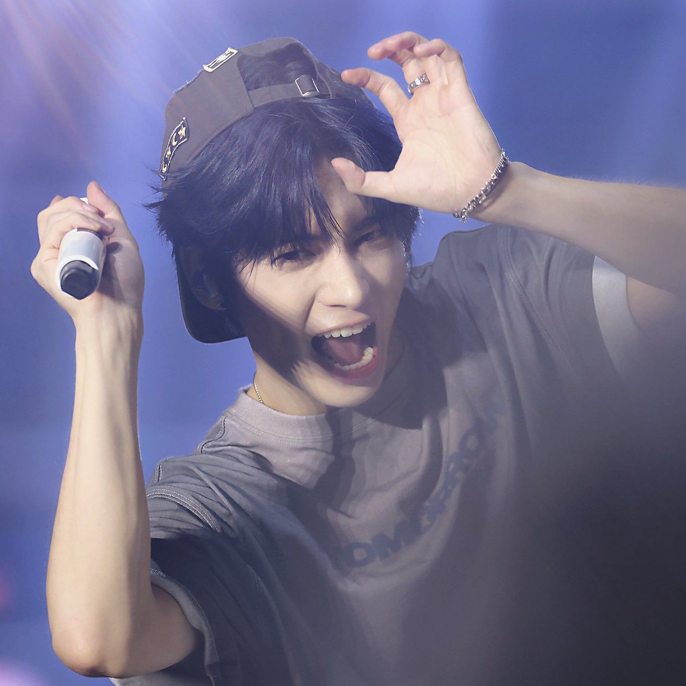 Behind-the-scenes cut of Taehyun (TOMORROW X TOGETHER)