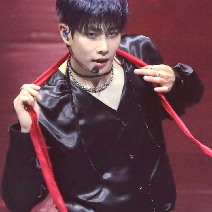 A moment captured by ASTRO's fan