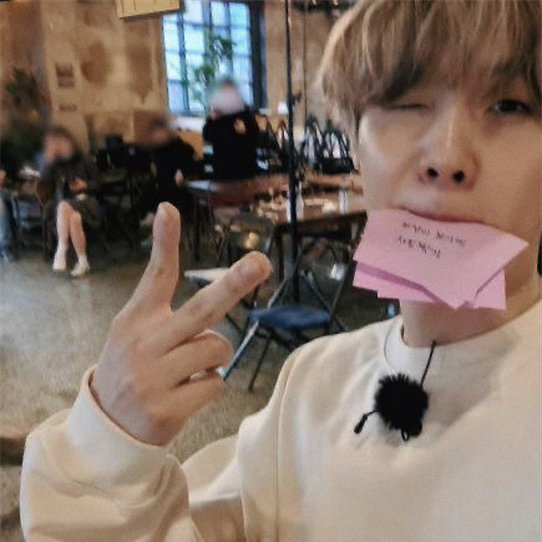 A moment captured by SUGA (BTS)'s fan