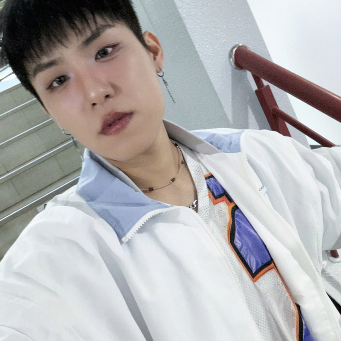 Latest photo of Park Woojin (AB6IX)