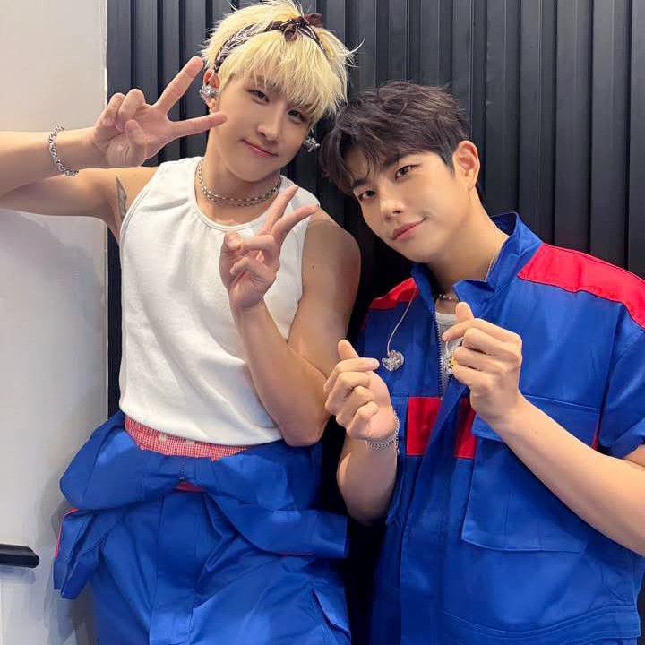 Behind-the-scenes cut of MJ (ASTRO)