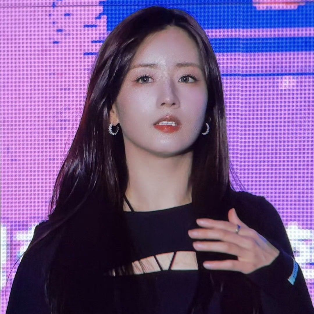 尹普美 (Apink)的最新活動照片