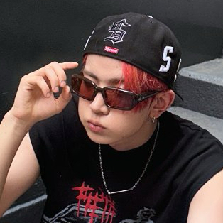 Foto aktivitas terbaru Heeseung (ENHYPEN)