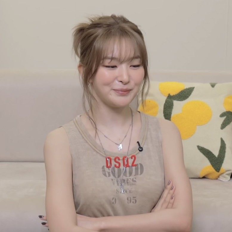 A moment captured by Seulgi (Red Velvet)'s fan