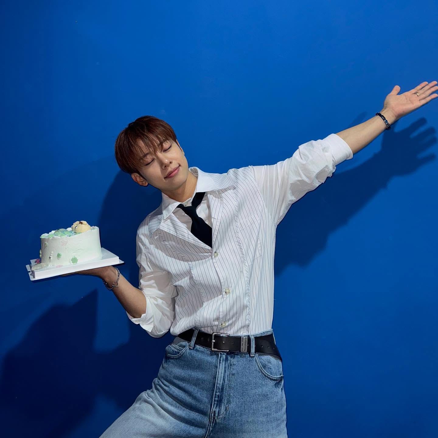 Recent activity shot of Kim Donghyun (AB6IX)
