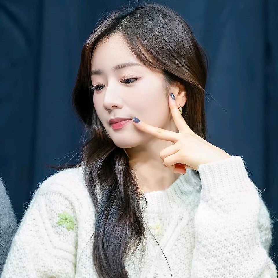 Latest photo of Yoon Bomi (Apink)