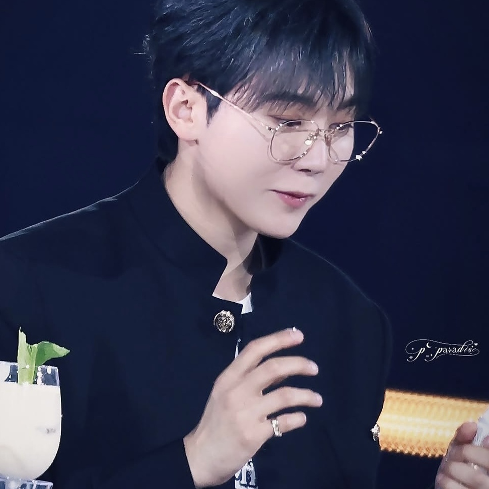 A moment captured by Seungkwan (SEVENTEEN)'s fan