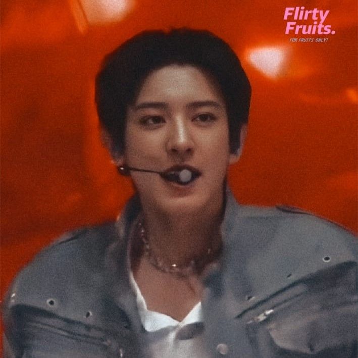 Recent activity shot of Chanyeol (EXO)