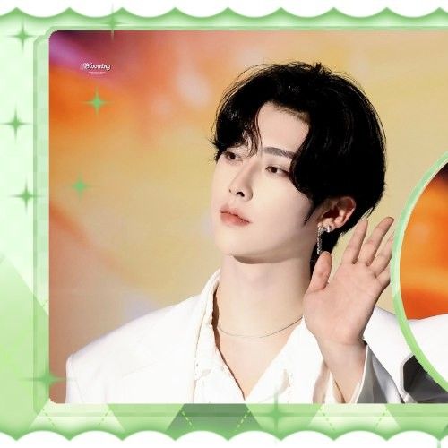 A moment captured by Ricky (ZEROBASEONE)'s fan