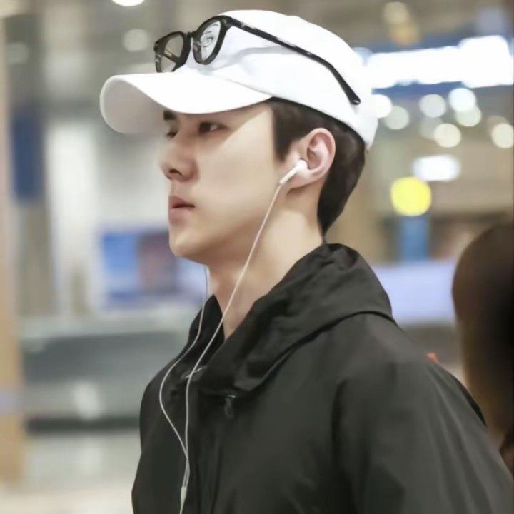 セフン (EXO)の最新写真