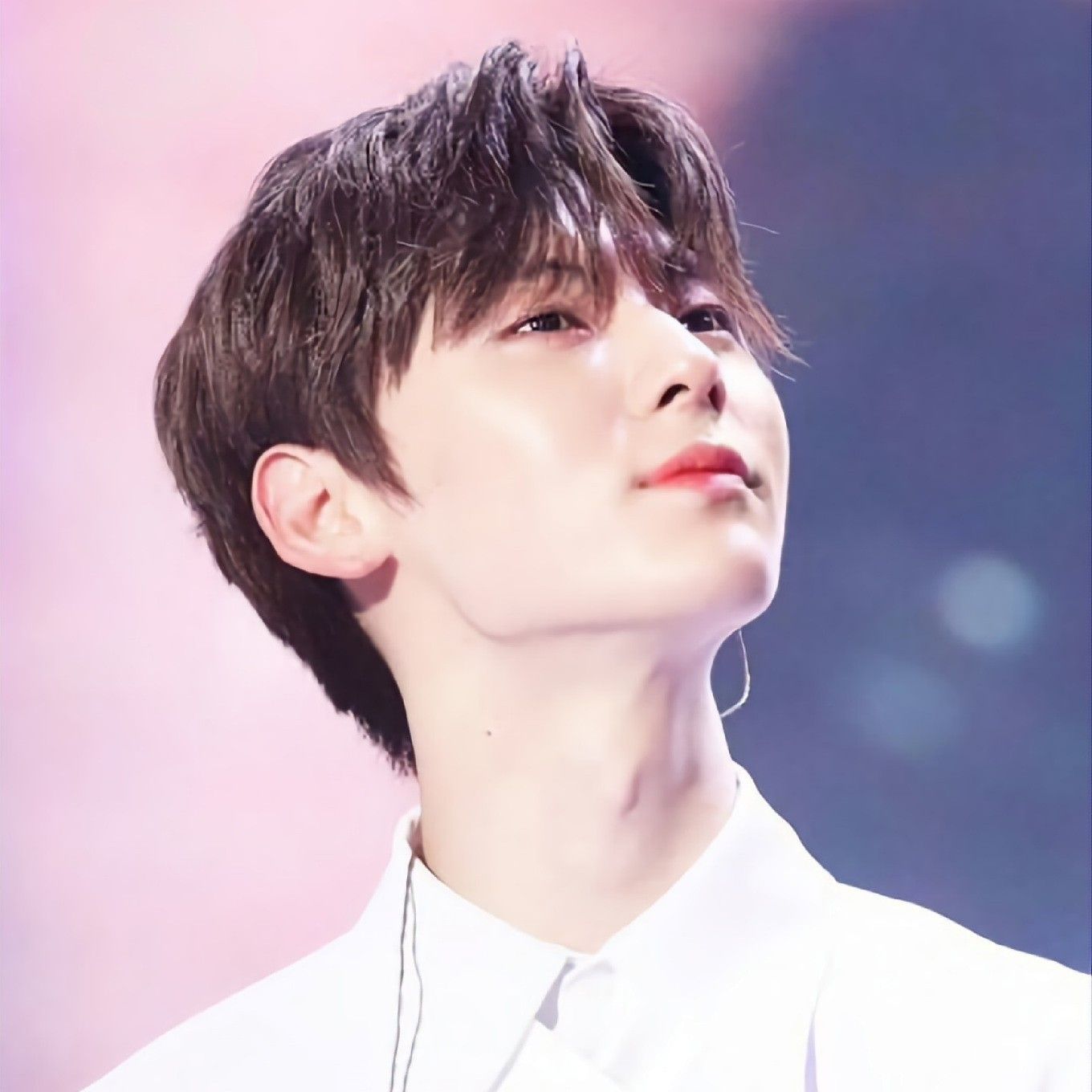 Behind-the-scenes cut of Hwang Minhyun