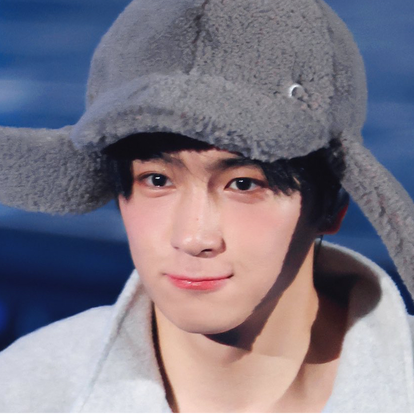 賢在 (THE BOYZ)的最新照片