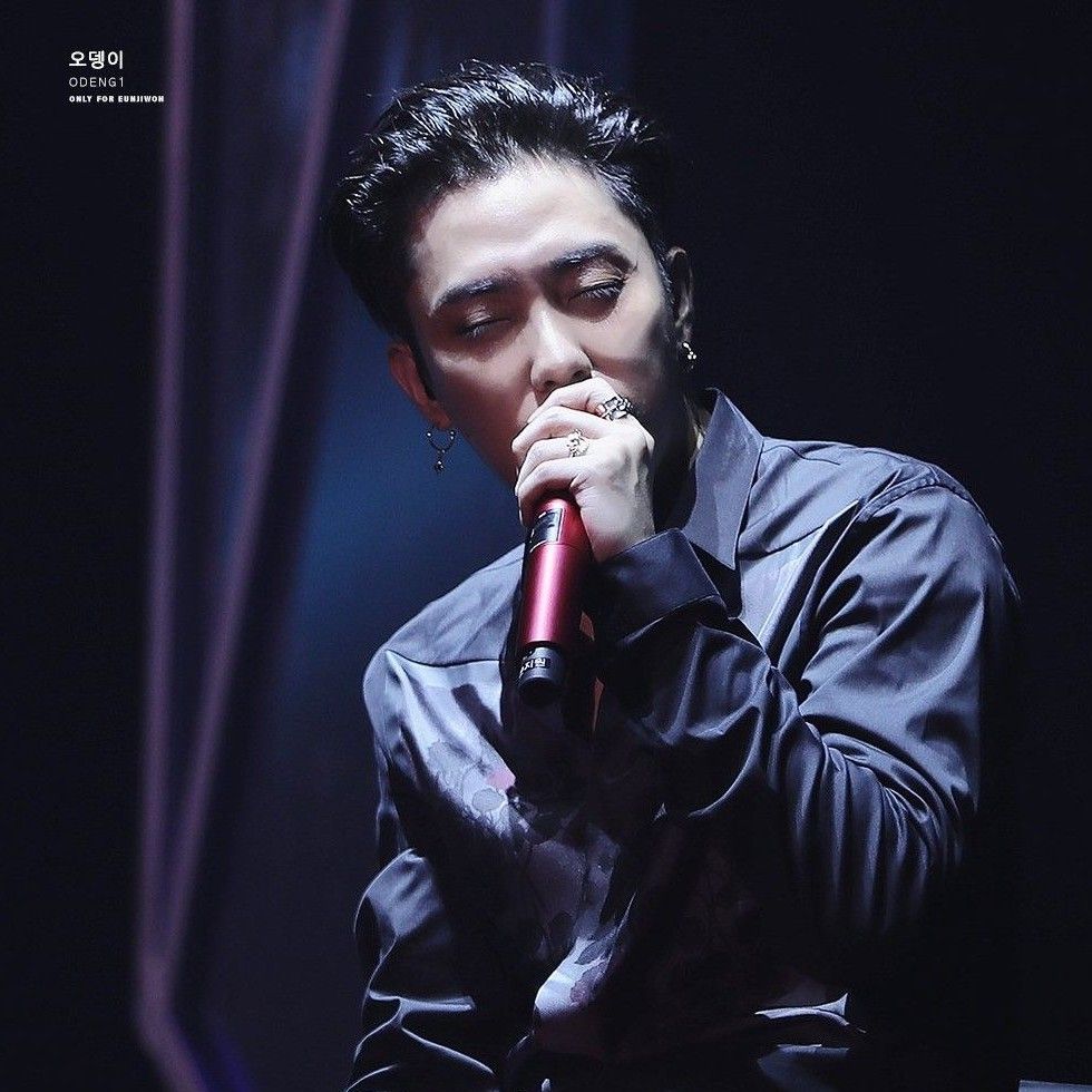 Behind-the-scenes cut of Eun Jiwon (SECHSKIES)