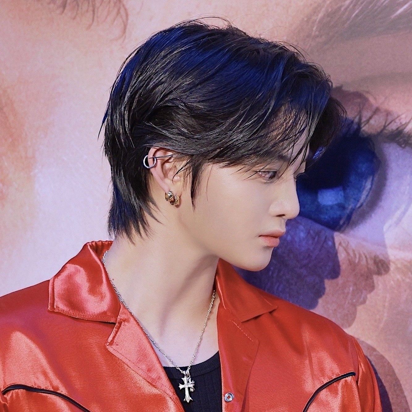 Behind-the-scenes cut of Bae Jinyoung