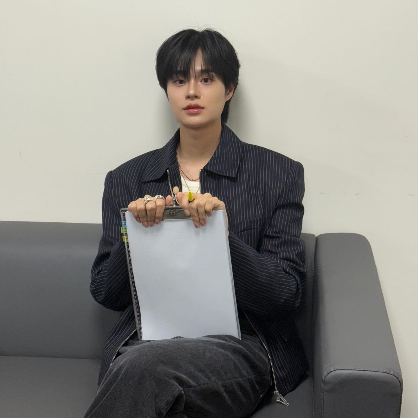 Behind-the-scenes cut of Lee Daehwi (AB6IX)