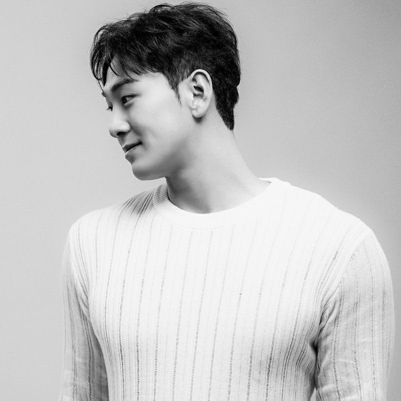 Behind-the-scenes cut of Baekho