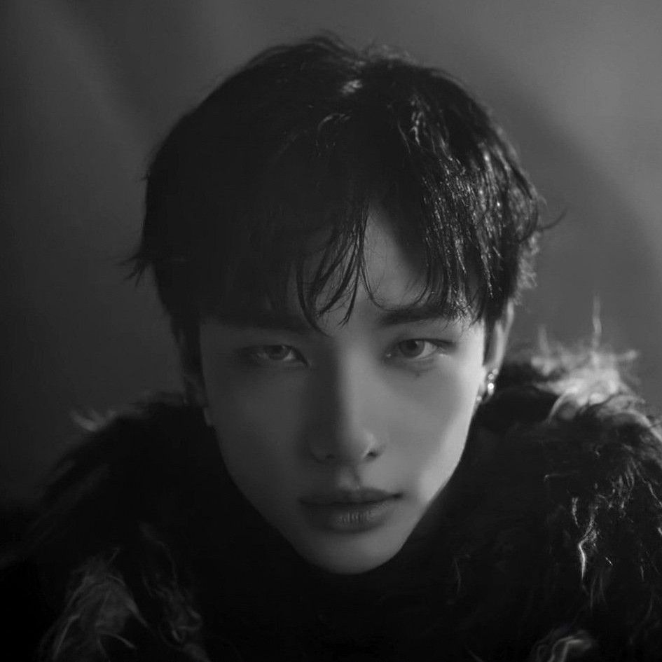 Momen yang diabadikan oleh penggemar Hyunjin (Stray Kids)