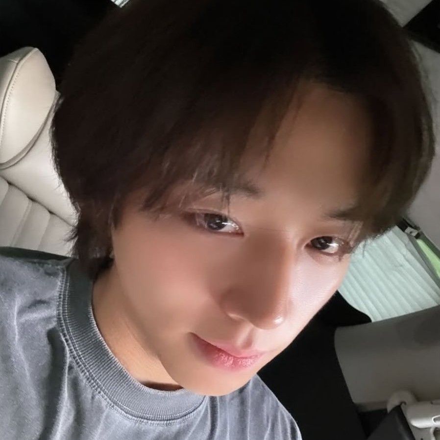 Latest photo of Park Jihoon