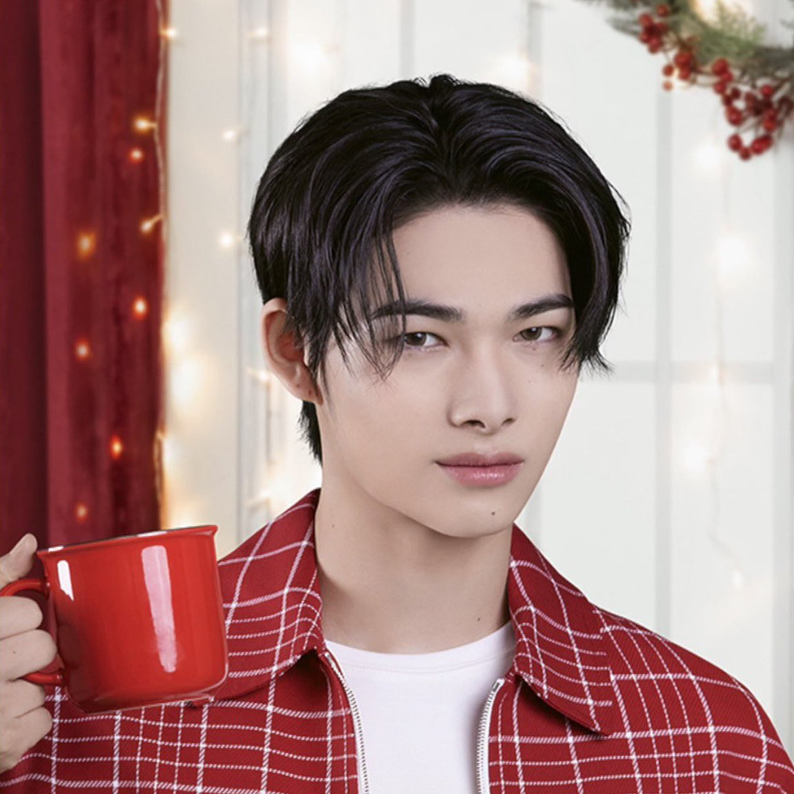 NI-KI (ENHYPEN)的最新照片