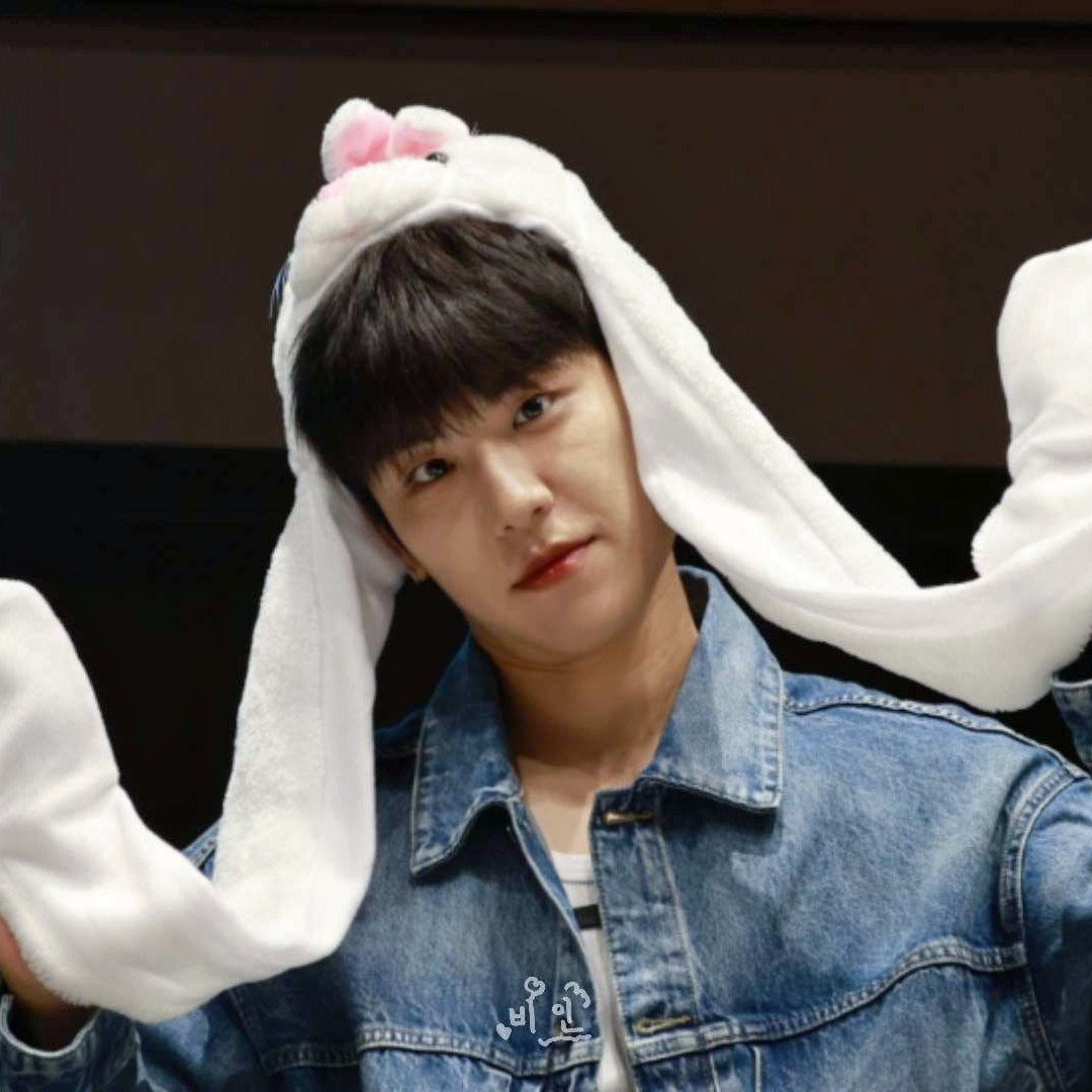 Behind-the-scenes cut of Park Woojin (AB6IX)