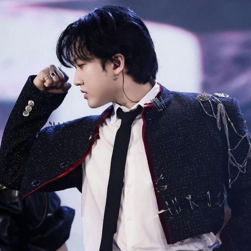 Behind-the-scenes cut of Changbin (Stray Kids)