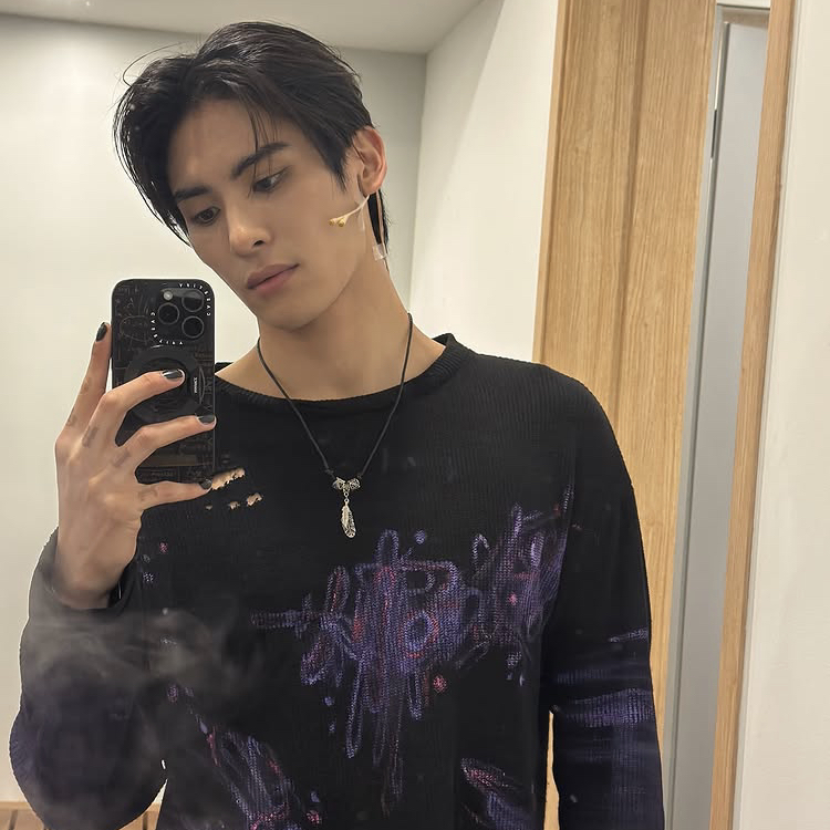 Momen yang diabadikan oleh penggemar Taeyang (SF9)