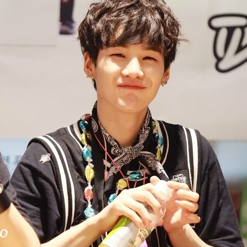 Latest photo of SUGA (BTS)