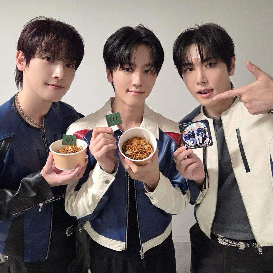 SF9の舞台裏ショット