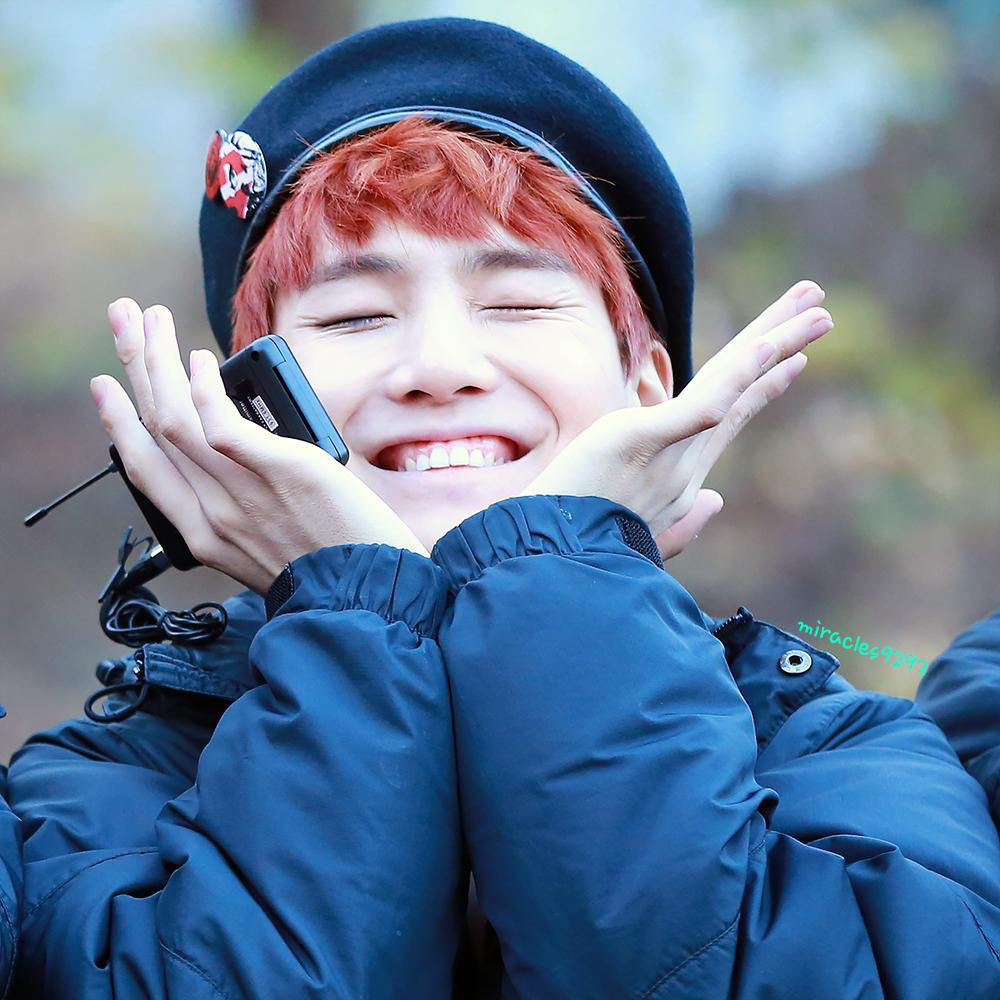 SUGA (BTS)の舞台裏ショット