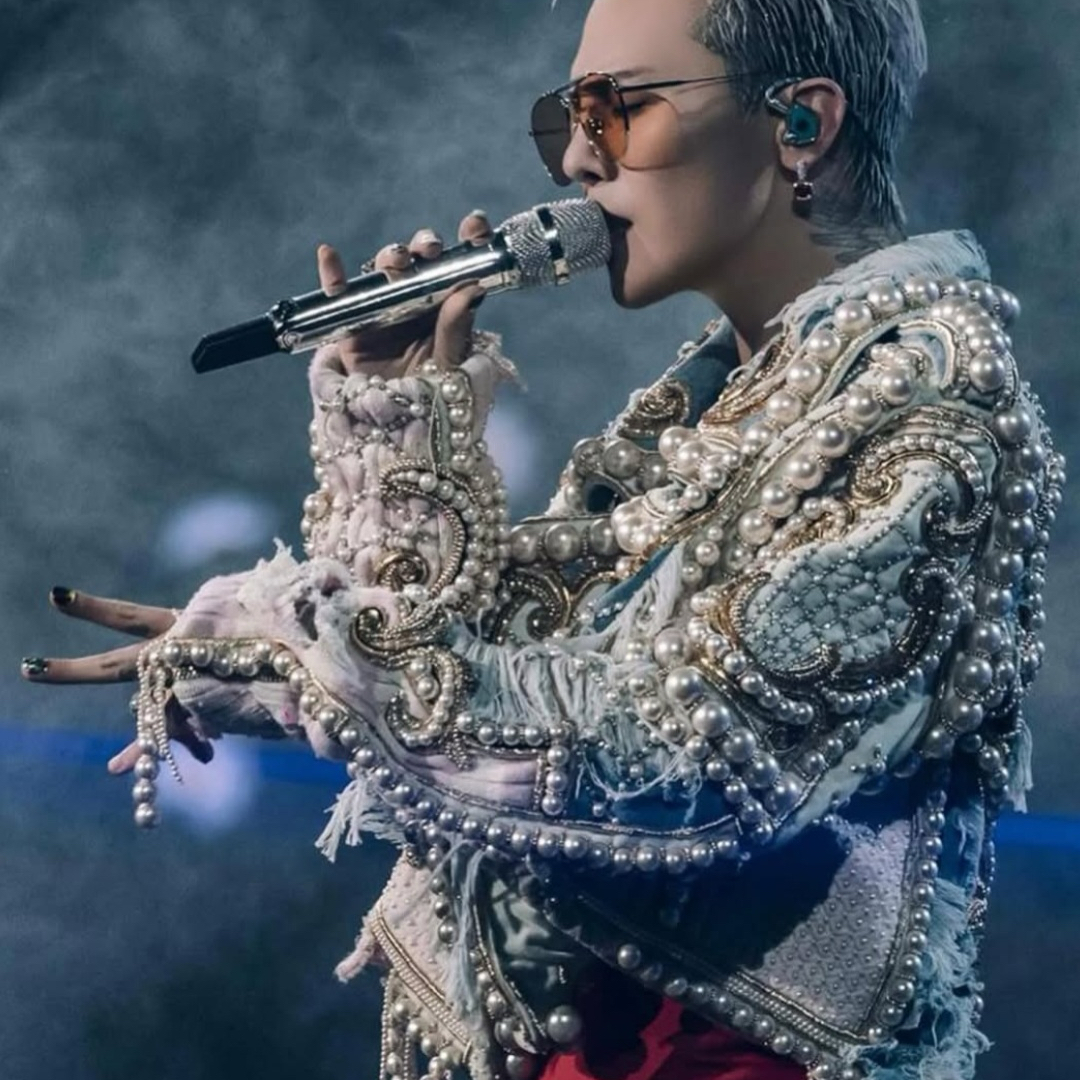 Behind-the-scenes cut of BIGBANG